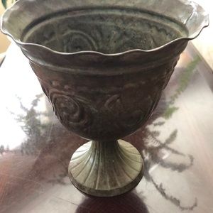 Antique look bowl/vase